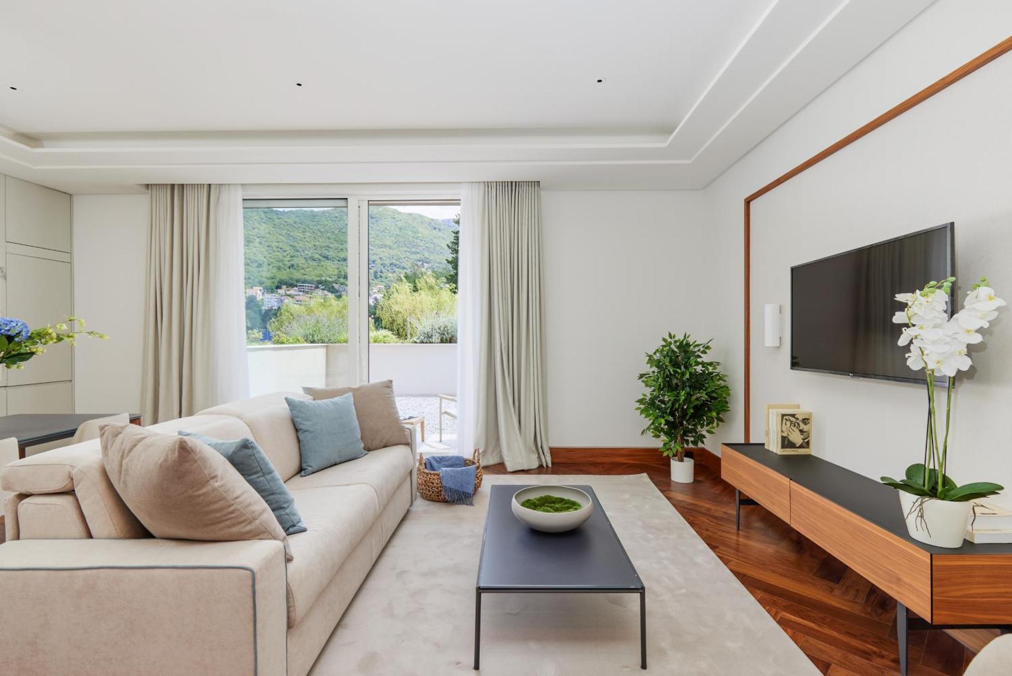 Porto Montenegro Residences ติวัต ภายนอก รูปภาพ