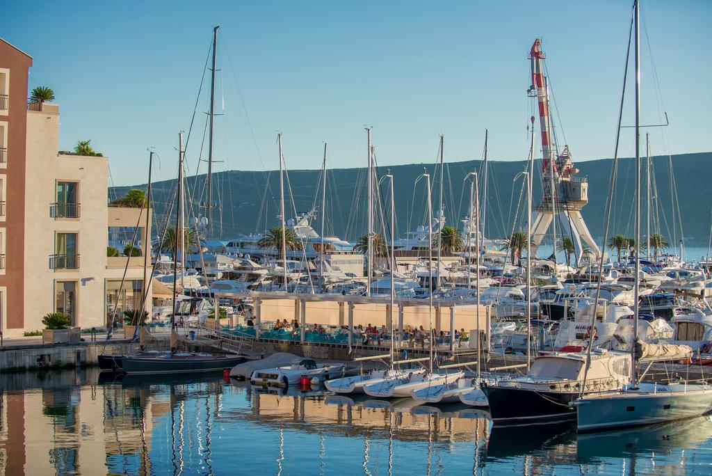 Porto Montenegro Residences ติวัต ภายนอก รูปภาพ